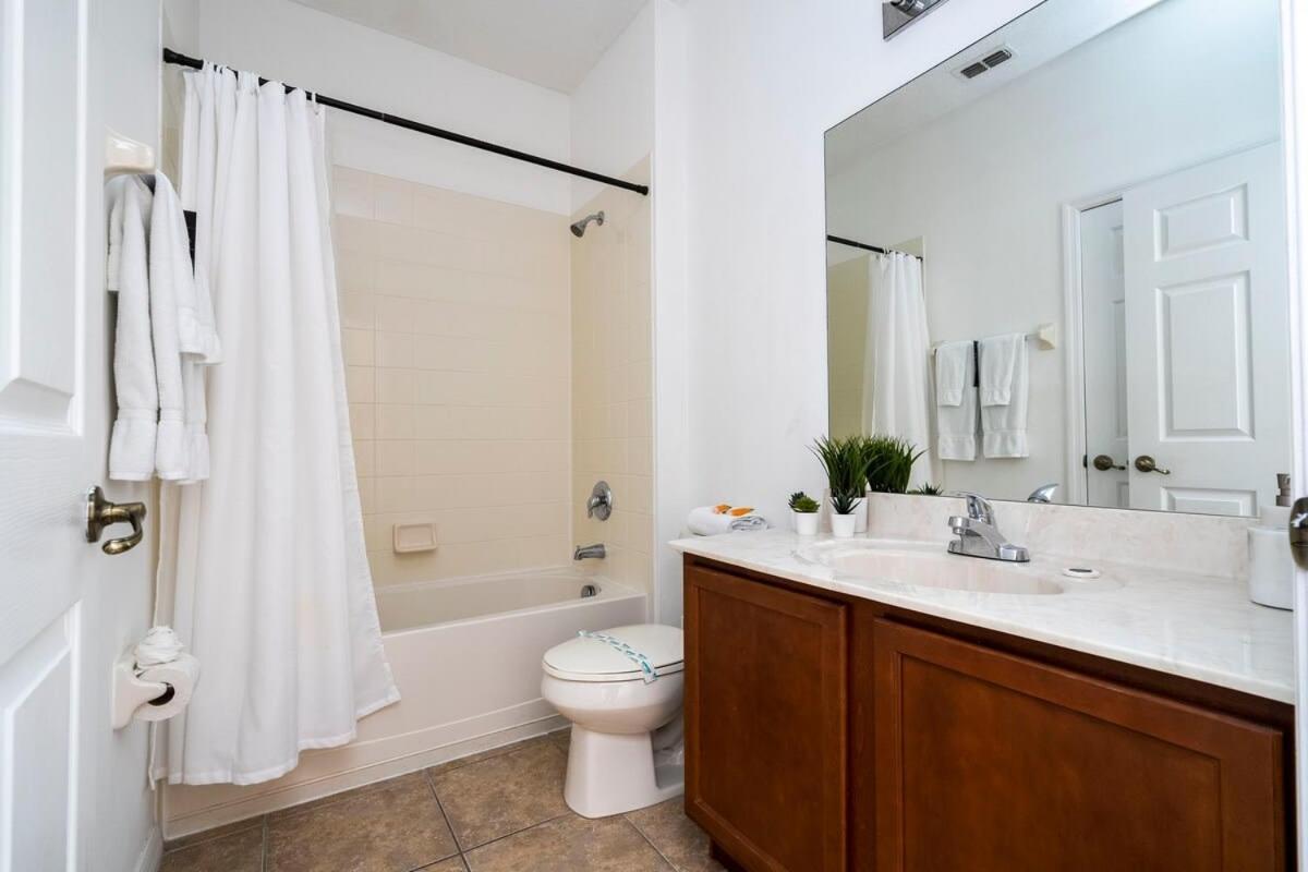 Four Bedroom W/ Screened Pool Close To Disney 4572 Kissimmee Buitenkant foto