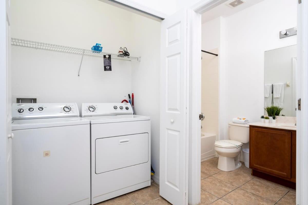 Four Bedroom W/ Screened Pool Close To Disney 4572 Kissimmee Buitenkant foto